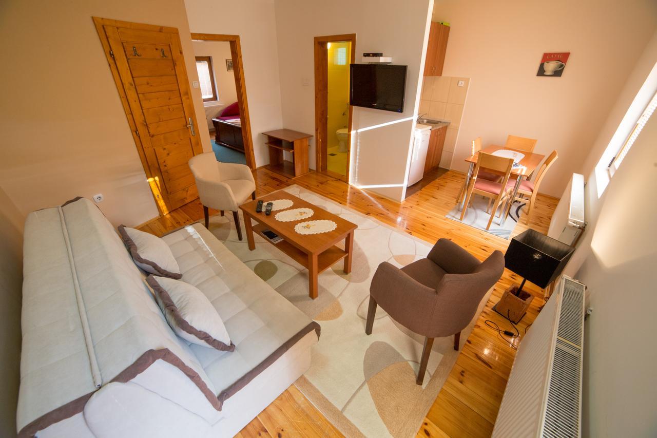 Guesthouse Sandra Колашин Экстерьер фото